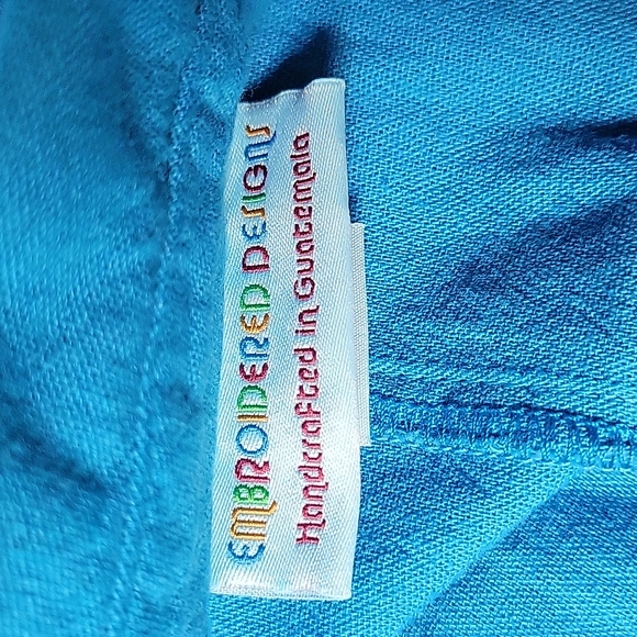 Embroidered designs made in Guatemala button down top. - Picture 5 of 9
